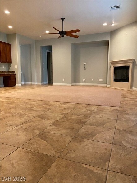 Building Photo - 8225 Broad Peak Dr