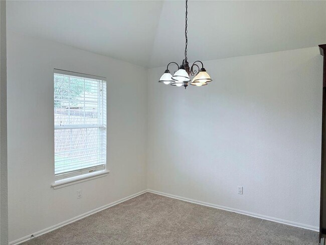 Building Photo - 1429 Deer Chase Dr