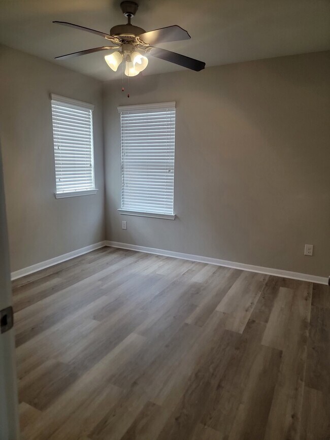 Building Photo - 6919 Kingsford Gable Ct