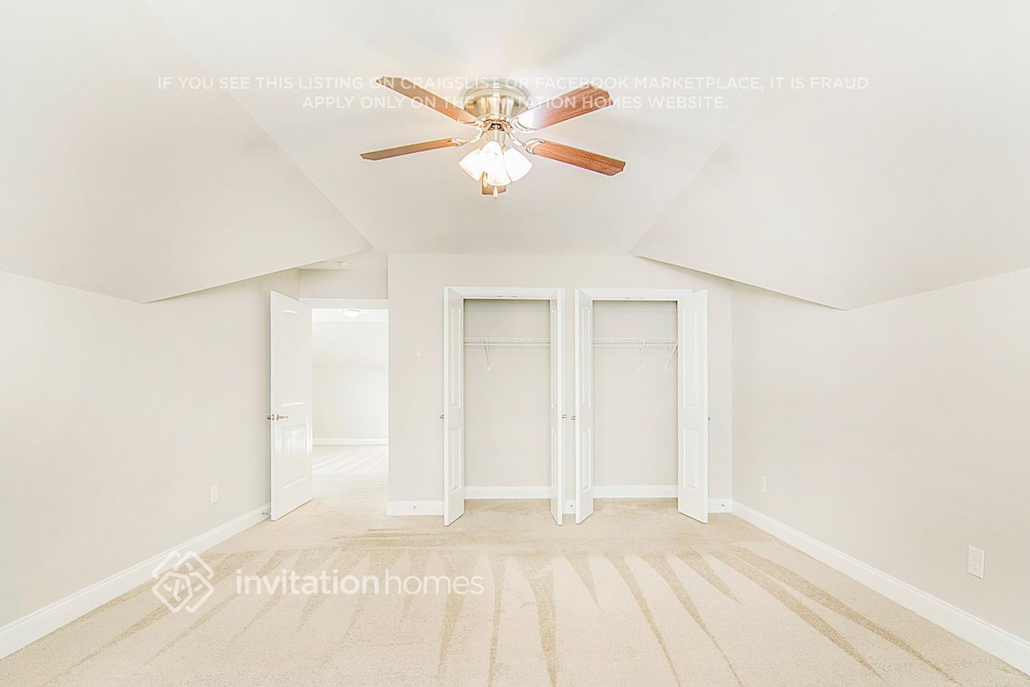 Building Photo - 136 Bowhill Dr