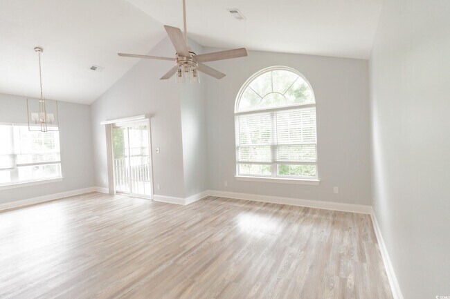 Building Photo - 1309 Painted Tree Ln