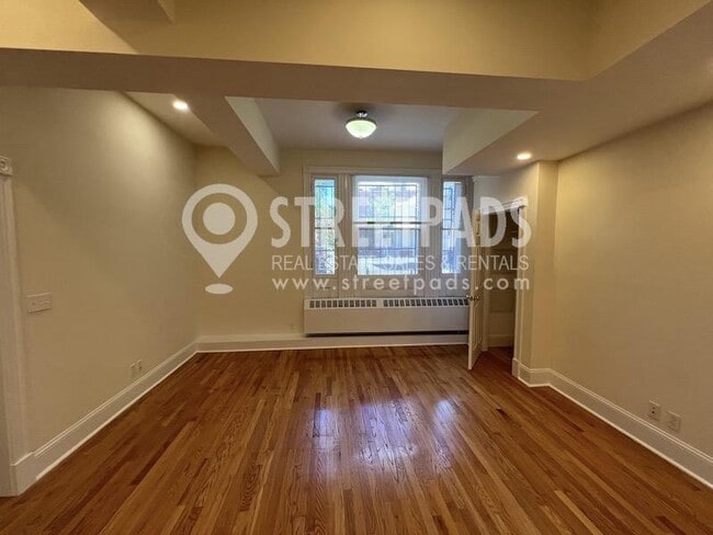 Building Photo - 1 bedroom in Cambridge MA 02138