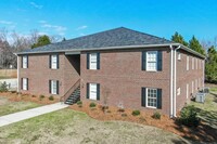 Building Photo - University Park Apartment Complex - Now Of...