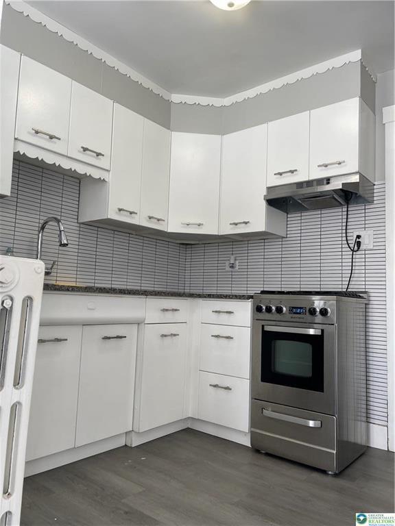 Building Photo - 221 E South St