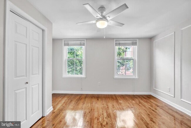 Building Photo - 719 N Uber St