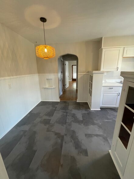 Building Photo - 6623 Ravenal Ct