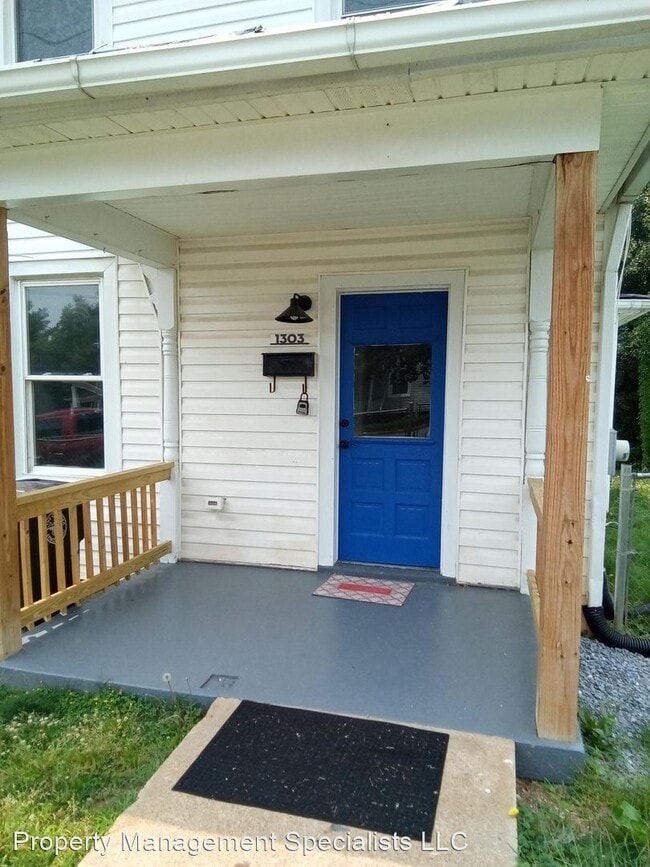 2 br, 1 bath House 1303 Tilden Ave. 1303 Tilden Ave Lynchburg VA