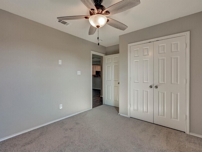 Building Photo - 24038 Hay Iron Dr