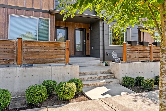 Building Photo - 32730 Hemlock Ave SE