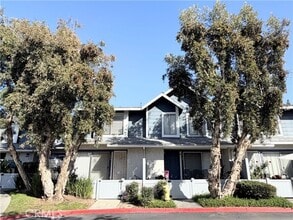 Building Photo - 1495 McCabe Way