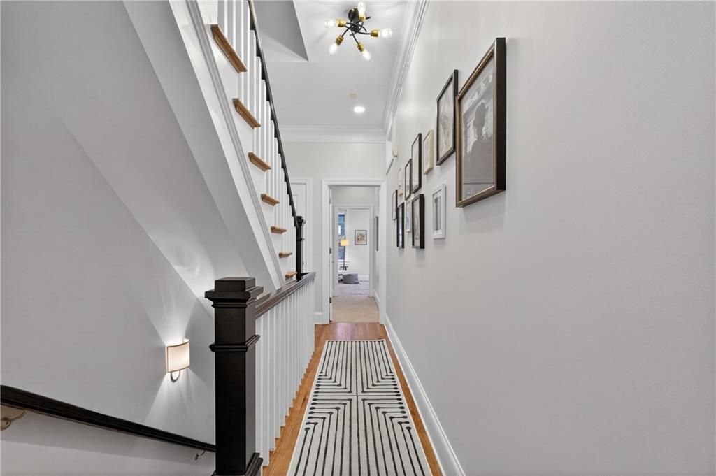 Building Photo - 428 Bill Kennedy Wy SE