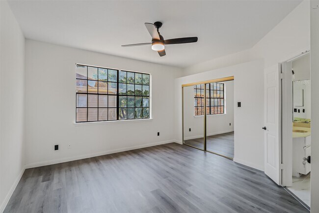 Building Photo - 8888 Benning Dr