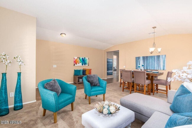 Building Photo - 632 E Mule Train Trail