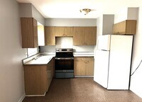 Building Photo - 96 S Hamilton St