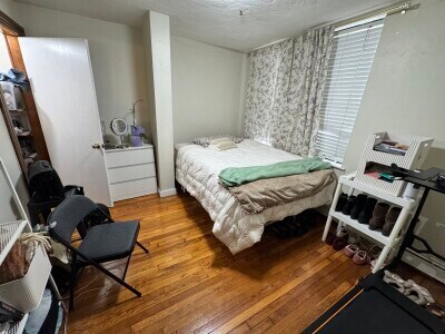 Building Photo - 31 Queensberry St