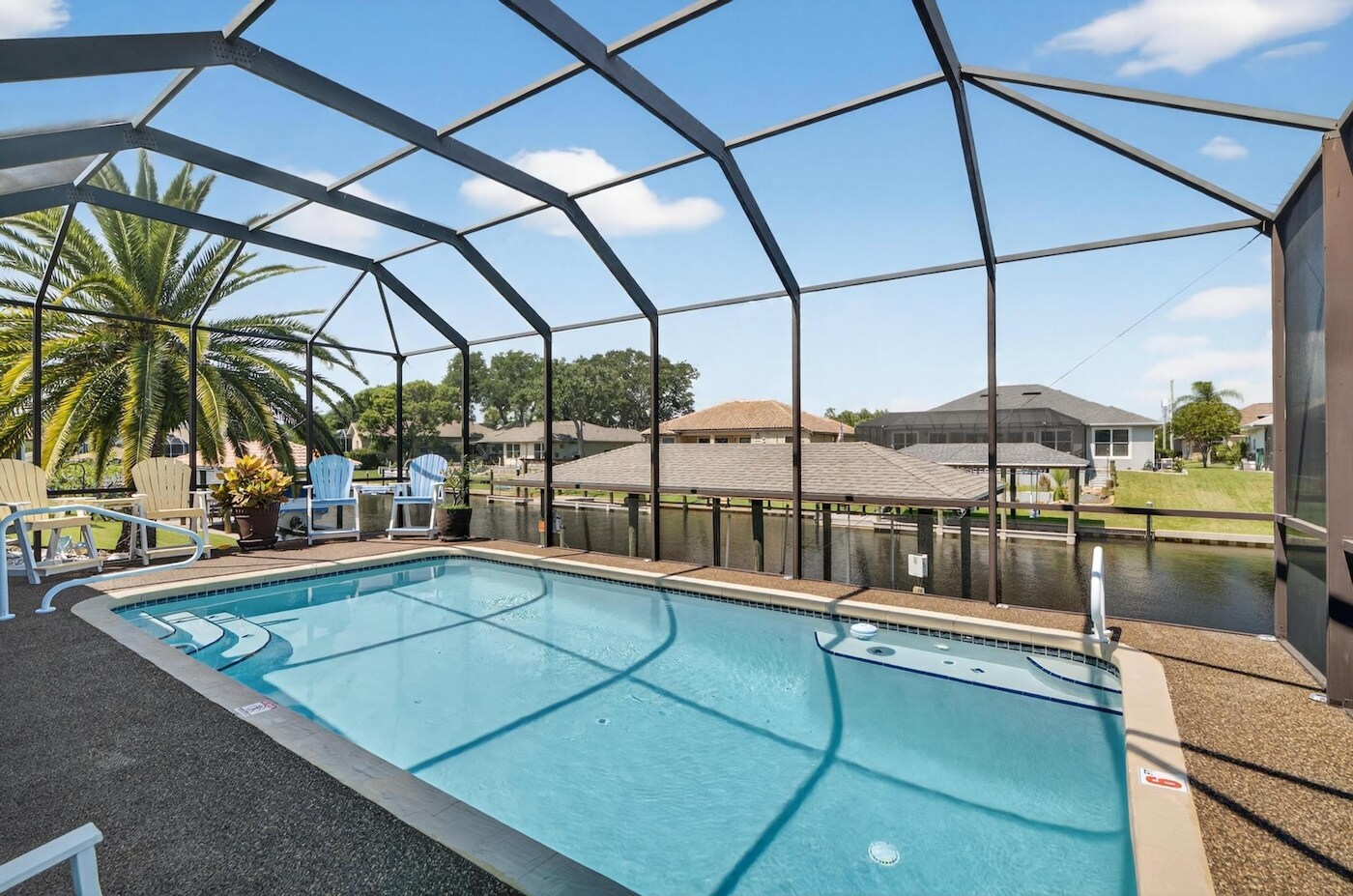 Building Photo - 8 Collinson Ct