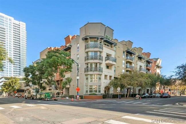 Building Photo - Beautiful & Spacious 1 Bed/1 Bath Condo fo...