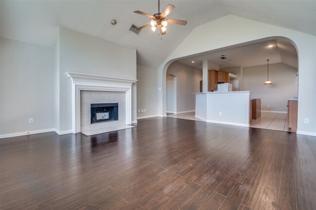 Building Photo - 2767 Waterway Dr