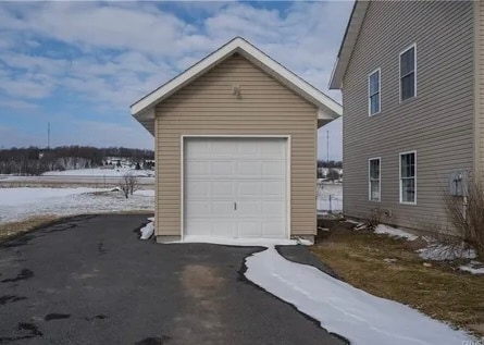 Building Photo - 7431 Emi Ln