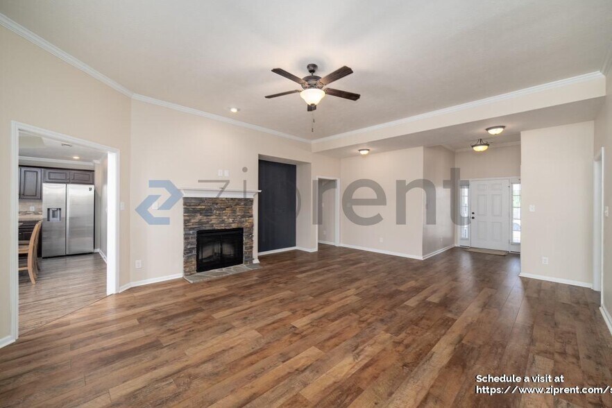 Building Photo - 819 Watermark Dr