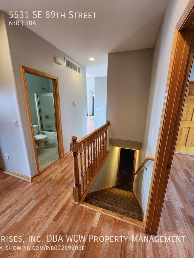 Building Photo - 5531 SE 89th St
