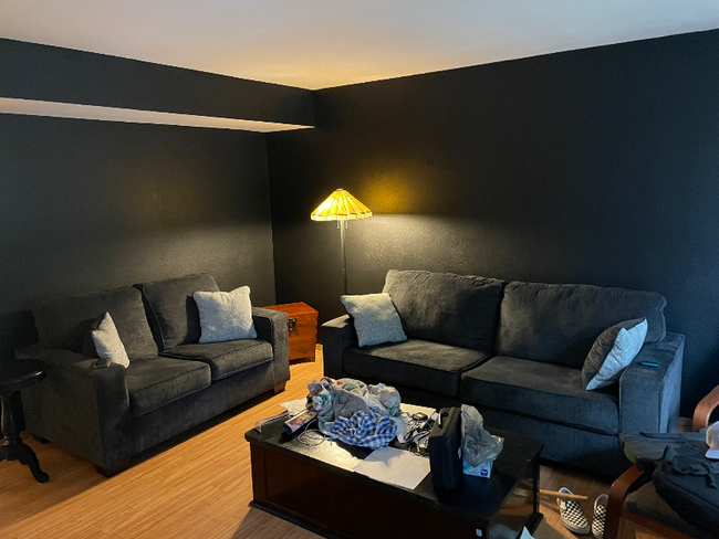 Building Photo - 4828 Prospect Dr