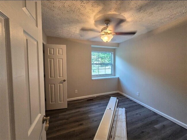 Building Photo - 4897 Warners Trail