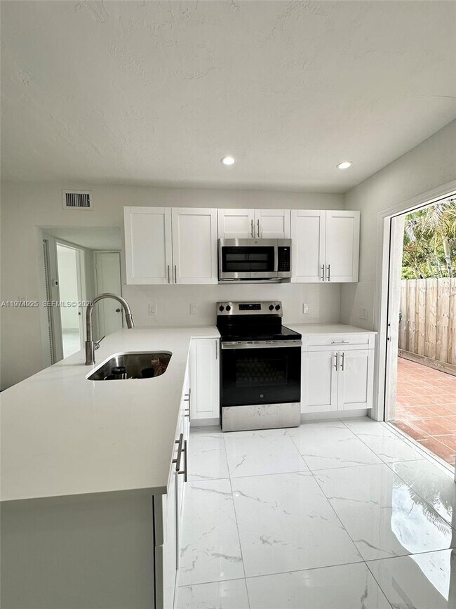 Building Photo - 3461 NW 6th St