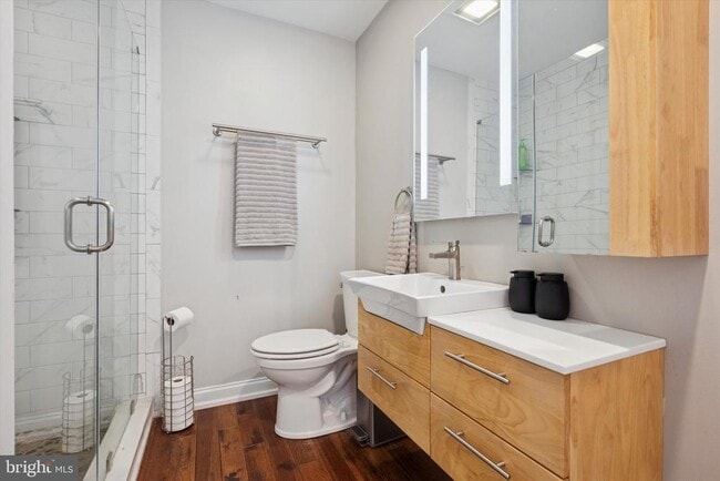 Building Photo - 246 Fitzwater St