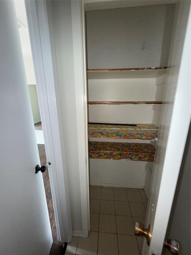 Building Photo - 1803 Tidwell Ln