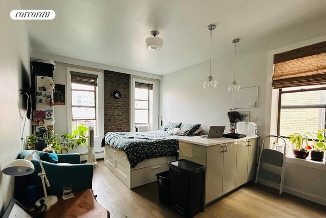 Primary Photo - 48 W 138th St