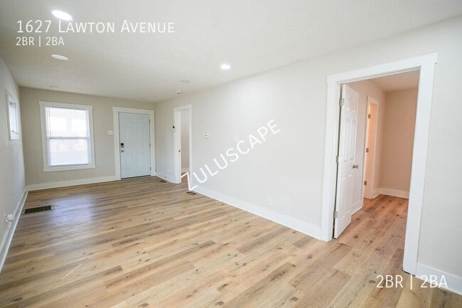 Building Photo - 1627 Lawton Ave