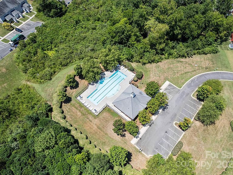 Building Photo - 4235 Coulter Xing