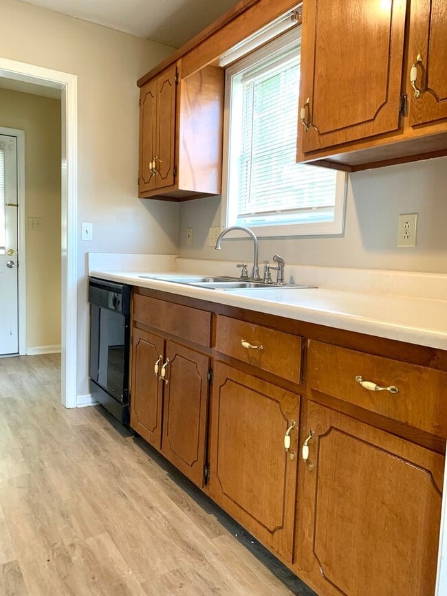 Building Photo - 1024 Poppy Seed Dr