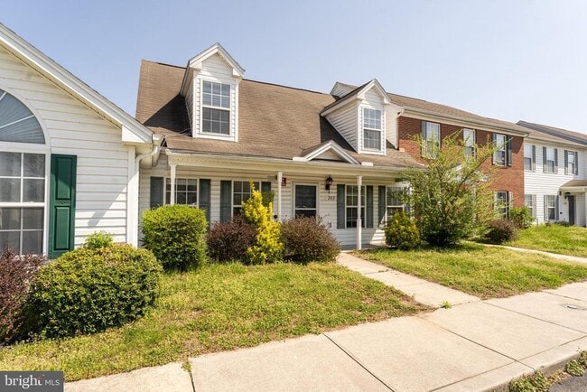 Building Photo - 202 Carsons Ct