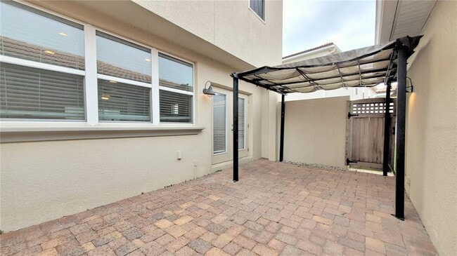 Building Photo - 3118 Camino Real Dr N