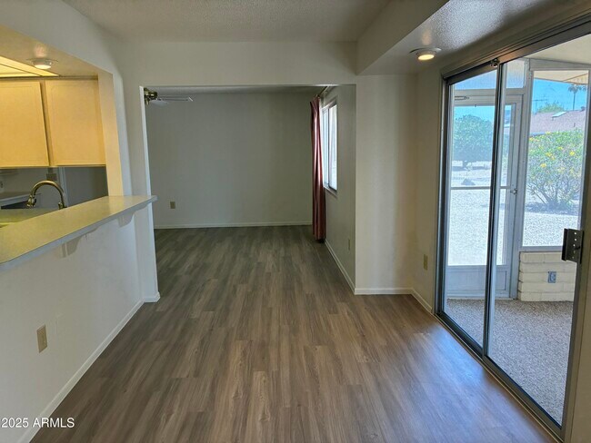 Building Photo - 17807 N 125th Dr