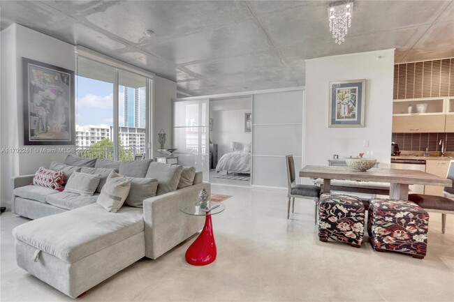 Building Photo - 2275 Biscayne Blvd Blvd