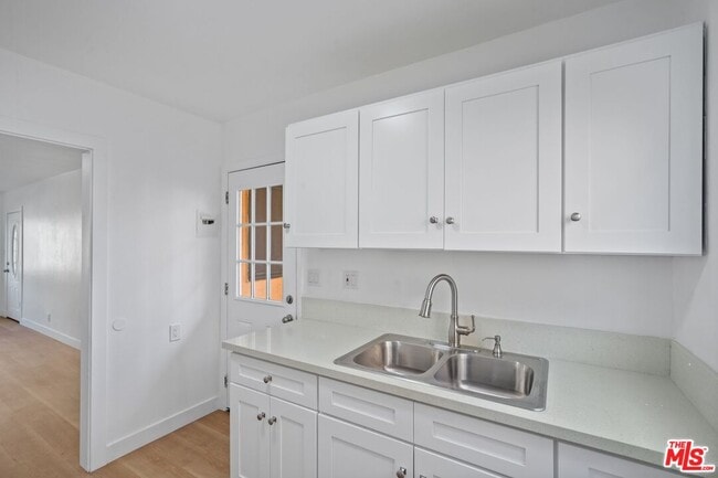 Building Photo - 8150 Sepulveda Pl