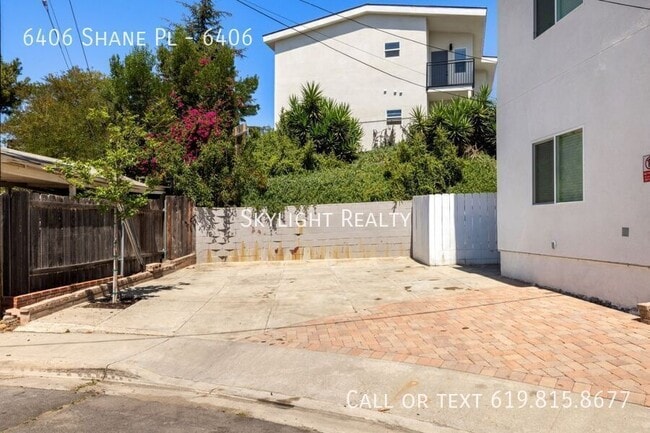 Building Photo - 6406 Shane Pl