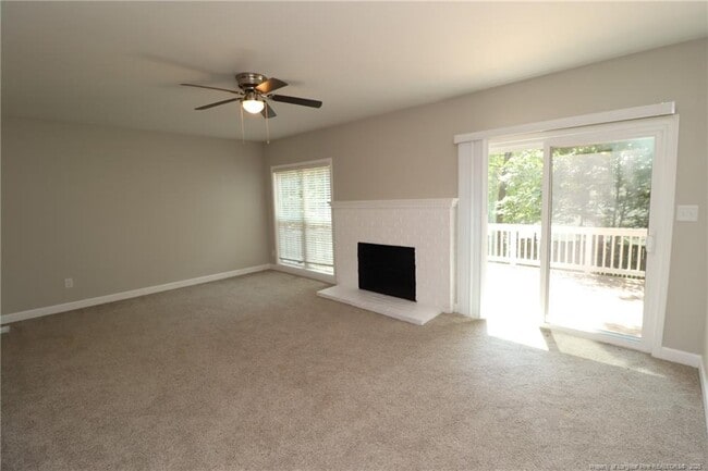 Building Photo - 104 Rainmist Cir