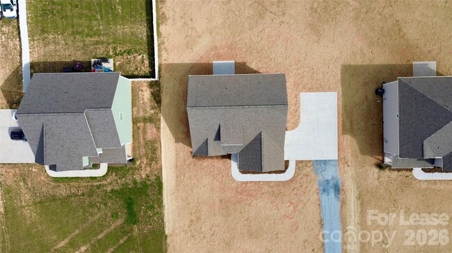 Building Photo - 820 N Rocky River Rd