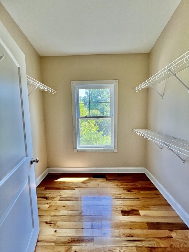 Building Photo - 40 Brownstone Dr