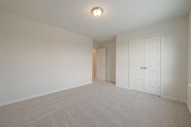 Building Photo - 27966 Western Crk Ct