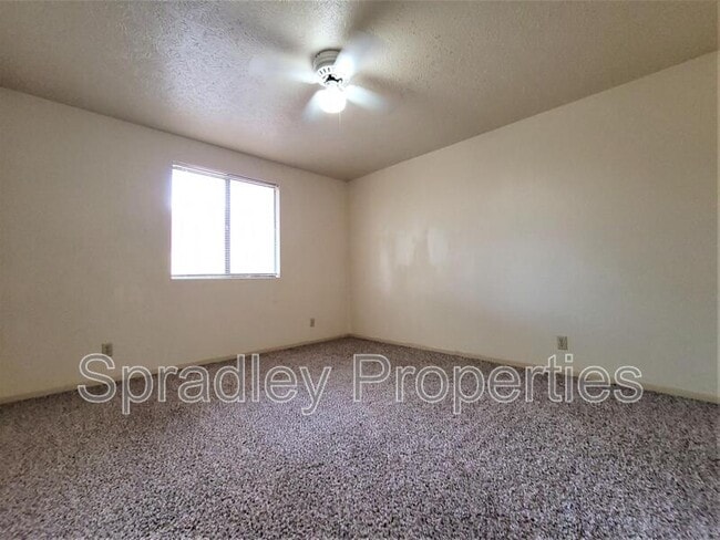 Building Photo - Autumn Chase Apartments