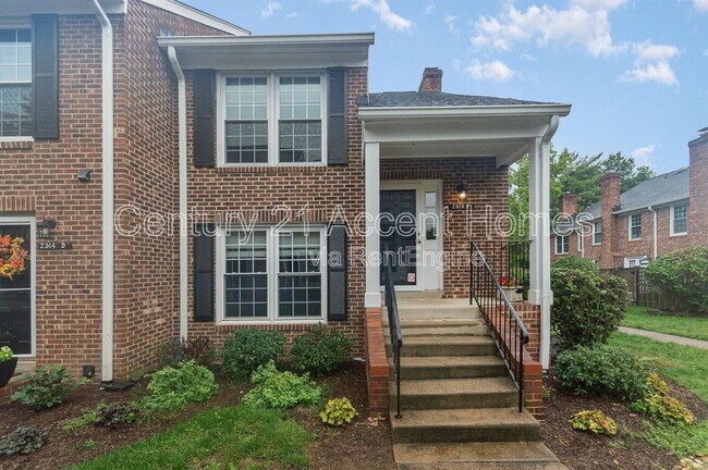 Primary Photo - 2514 S Arlington Mill Dr