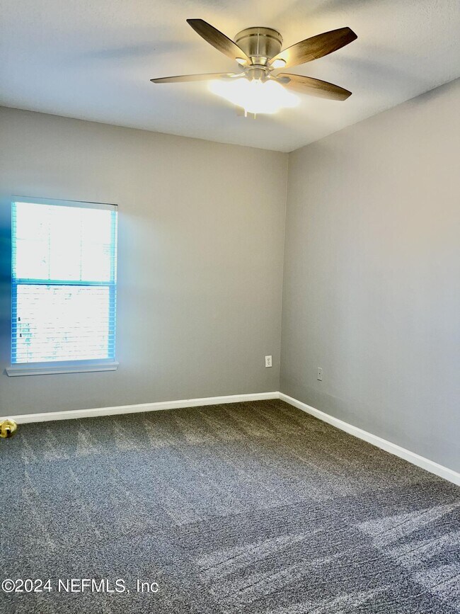 Building Photo - 8227 Lobster Bay Ct