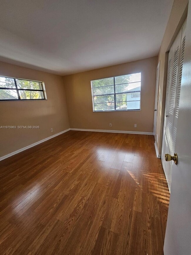 Building Photo - 11616 NW 35th Ct