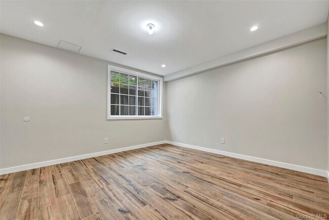 Building Photo - 501 Iron Forge Ln