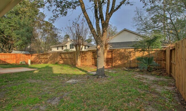 Building Photo - 34 Drifting Shadows Cir